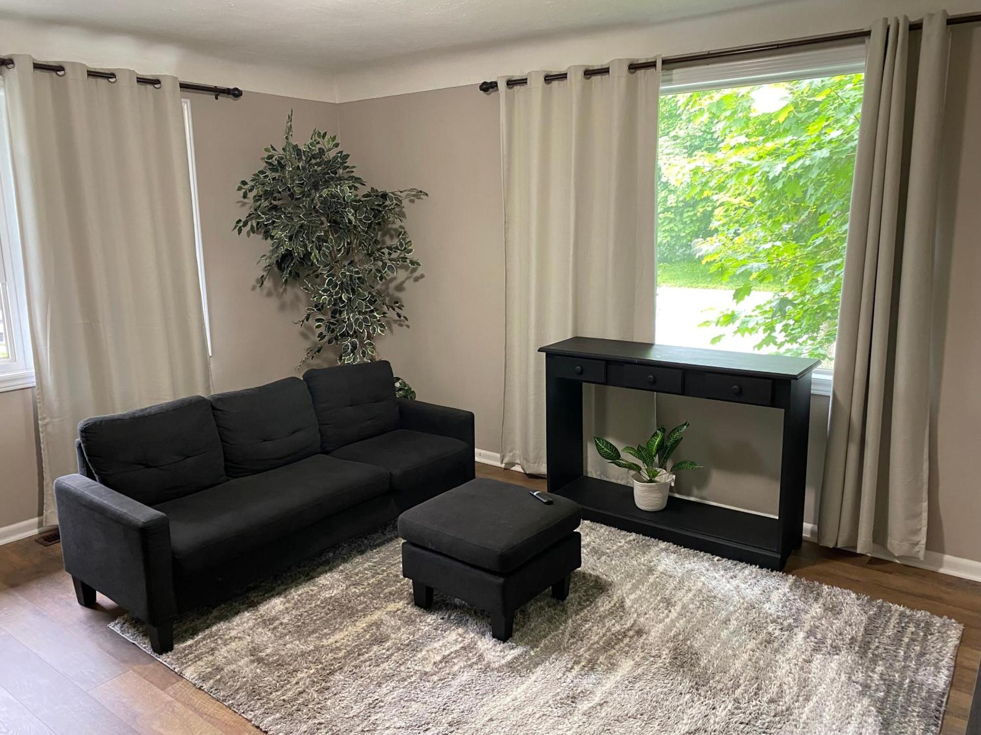 Comfy Rooms Stay - Unit 1 Кингстън Екстериор снимка