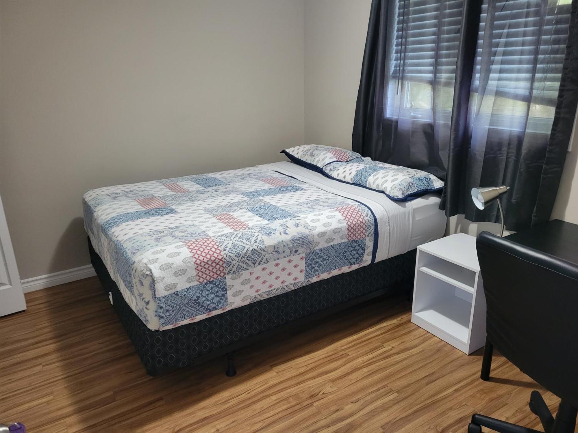Comfy Rooms Stay - Unit 1 Кингстън Екстериор снимка